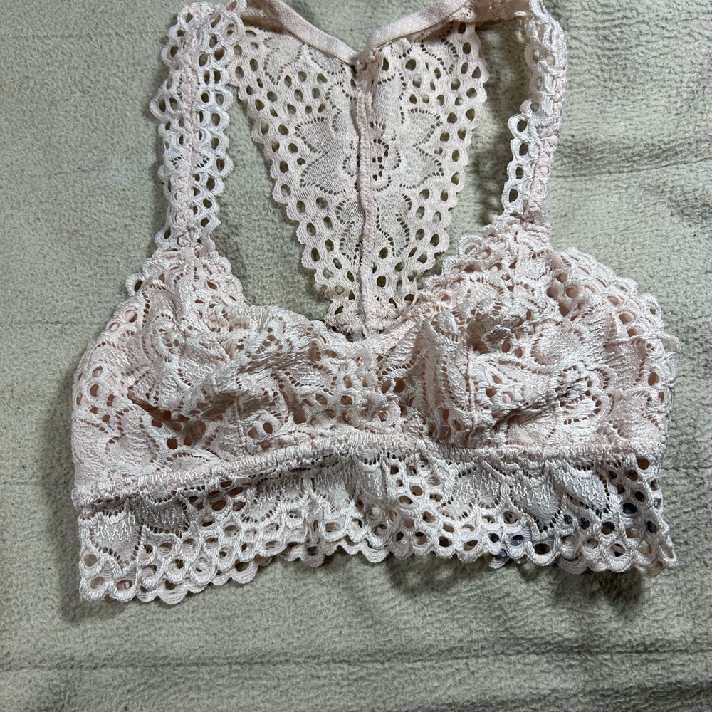 Aerie Lace Tank Top in Light Pink